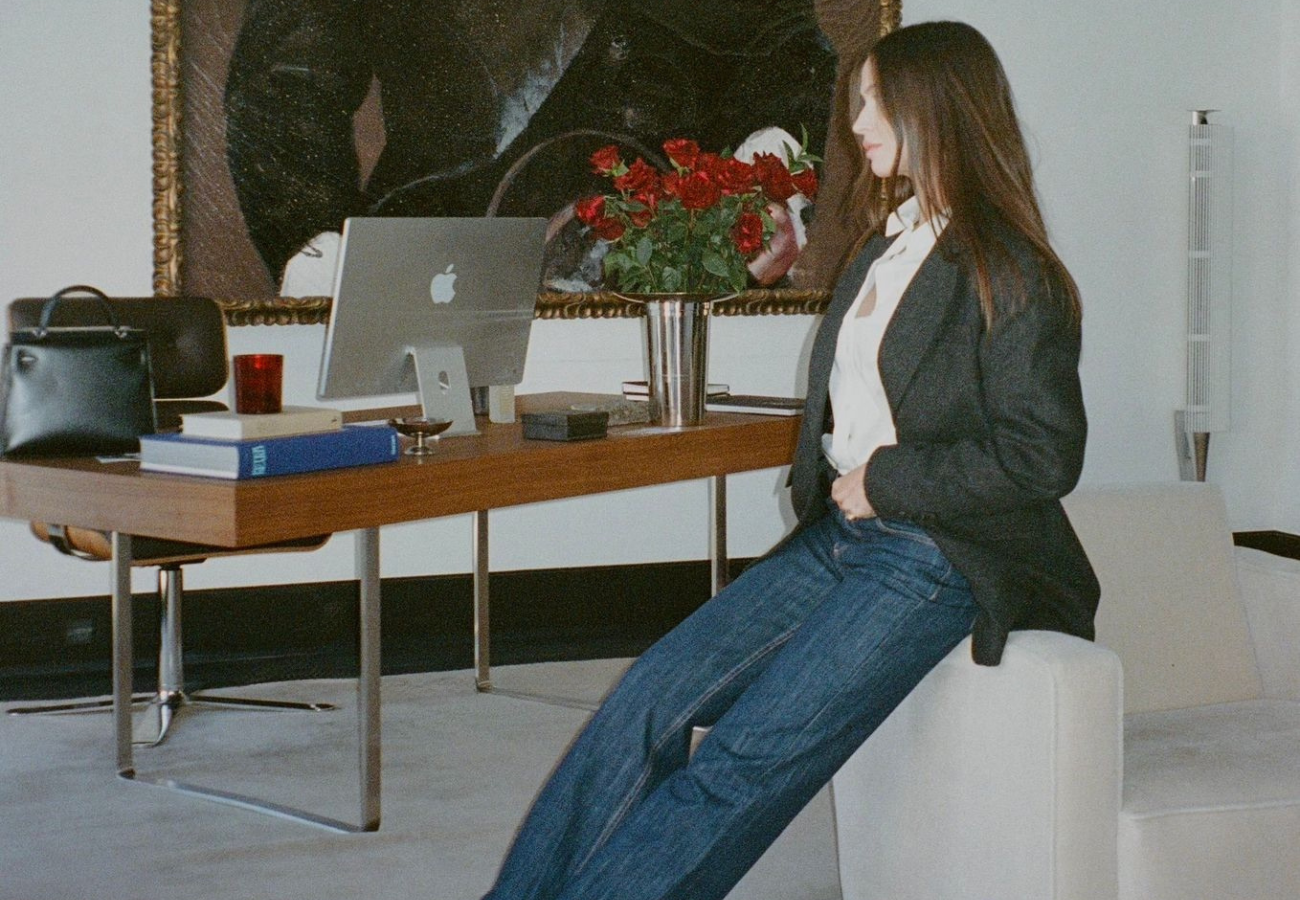 The Groes Girls // Series 008 Bryony Basse
